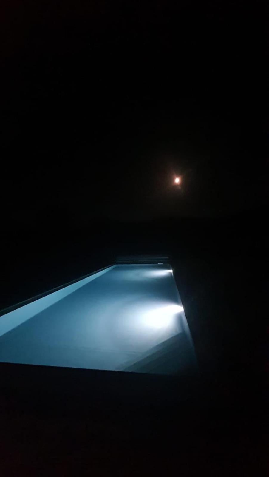 Apartmani Fenestra Otočac Buitenkant foto